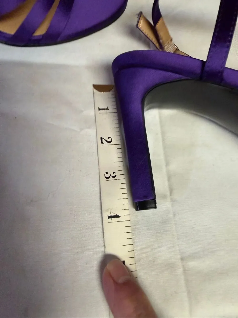 Naturalizer Kimberly purple satin strappy slingback sandals Sz 8 with a 3.25-inc